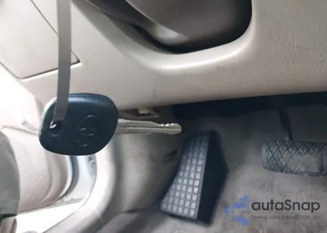 2006 Toyota Corolla Le from USA, damaged, VIN 2T1BR32E26C641898